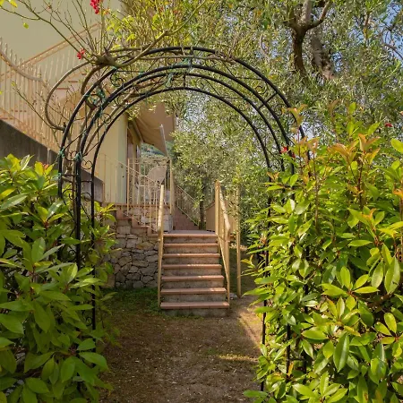 Locazione Turistica Casa Maria-2 * Assenza di Brenzone